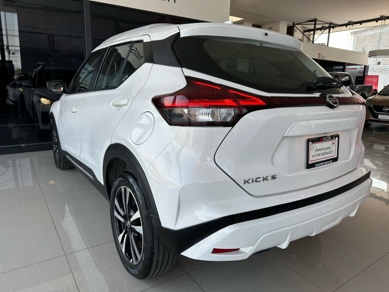 Nissan Kicks  5 pts. Sense, 1.6l, TM5, a/ac., VE, RA-16 (línea anterior) 2020